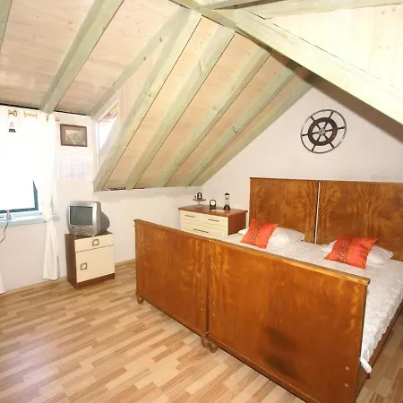 Apartment Traditional House With Two Apartments *
